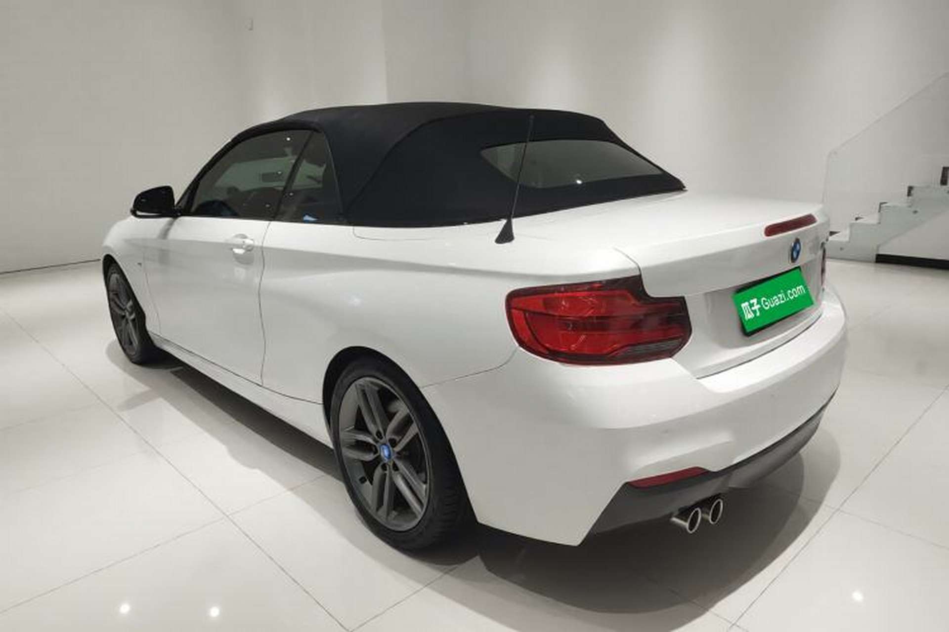 Used BMW 2 Series 2018 225i Convertible Coupe M Sport Edition Exterior 2