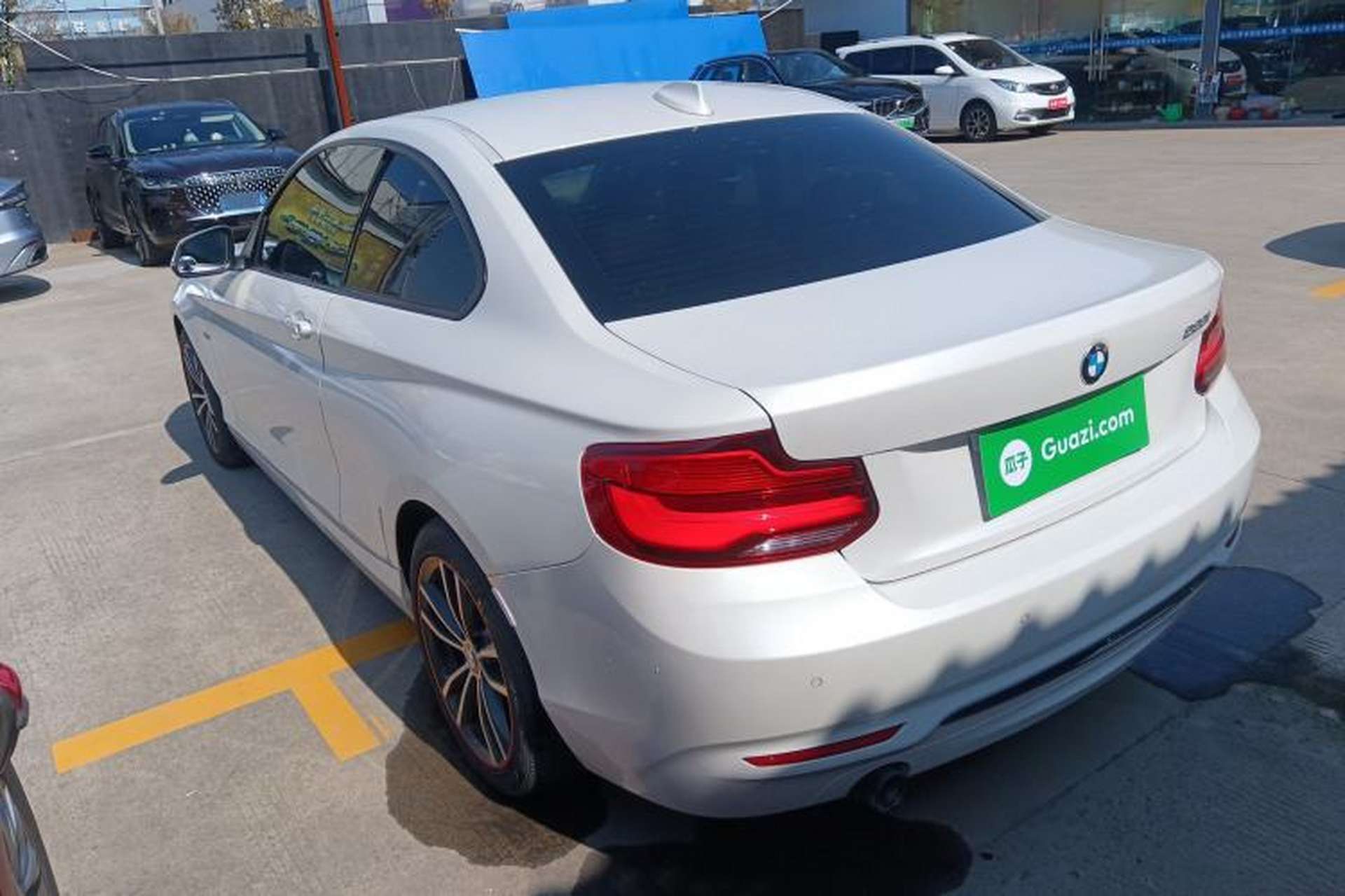 Used BMW 2 Series 2018 220i Sport Design Package Exterior 2