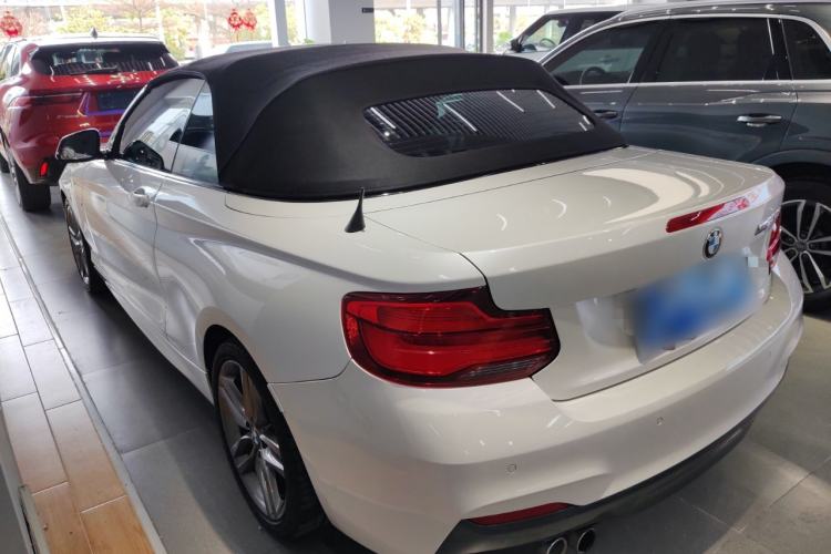 Used BMW 2 Series 2018 225i Convertible Coupe M Sport Edition Exterior 2