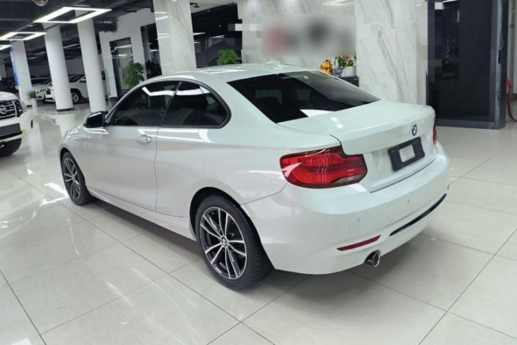 Used BMW 2 Series 2018 220i Sport Design Package Exterior 2