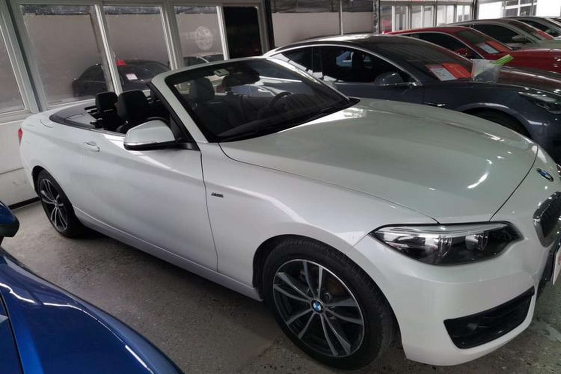 Used BMW 2 Series 2018 220i Convertible Coupe Sports Design Package Exterior 2