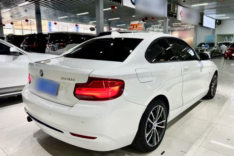 Used BMW 2 Series 2018 220i Sport Design Package Exterior 3