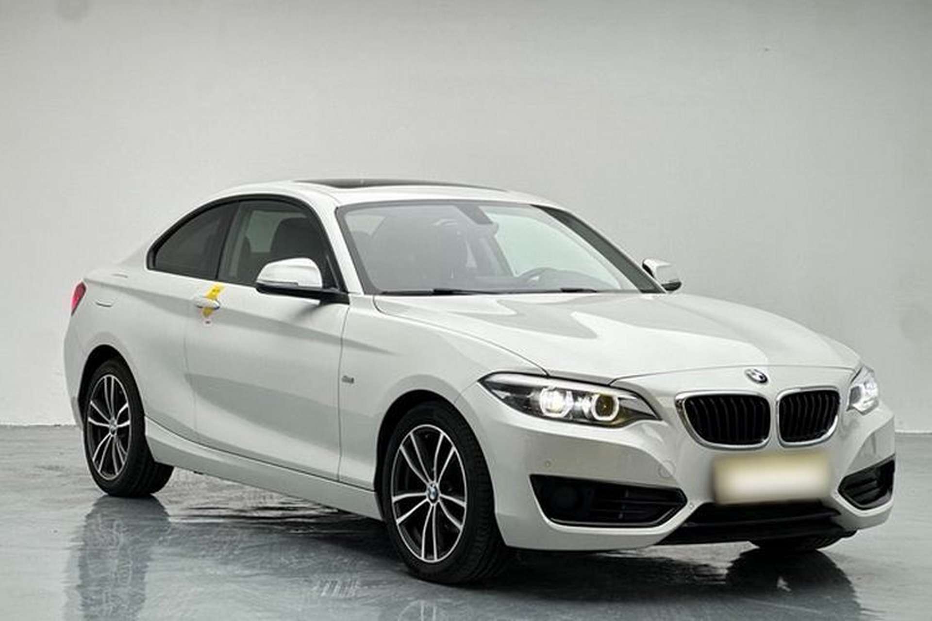 Used BMW 2 Series 2018 220i Sport Design Package Exterior 3