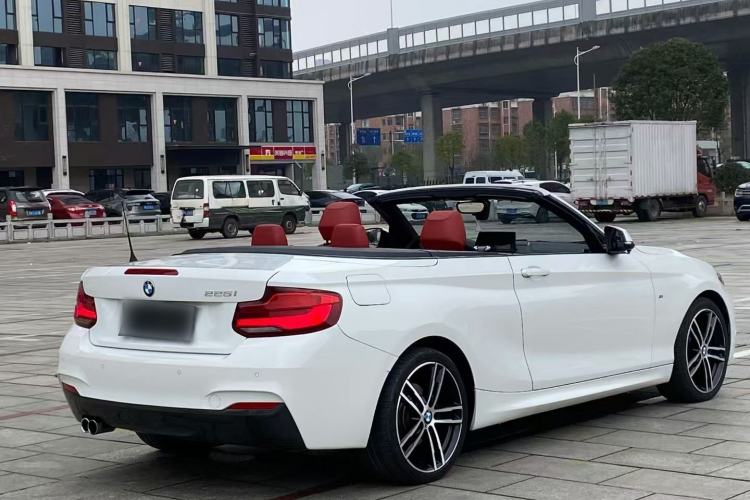 Used BMW 2 Series 2018 225i Convertible Coupe Luxury Model M Sport Package Exterior 3