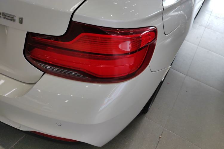 Used BMW 2 Series 2018 225i Convertible Coupe M Sport Edition Exterior 3