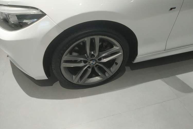 Used BMW 2 Series 2018 225i Convertible Coupe M Sport Edition Exterior 4