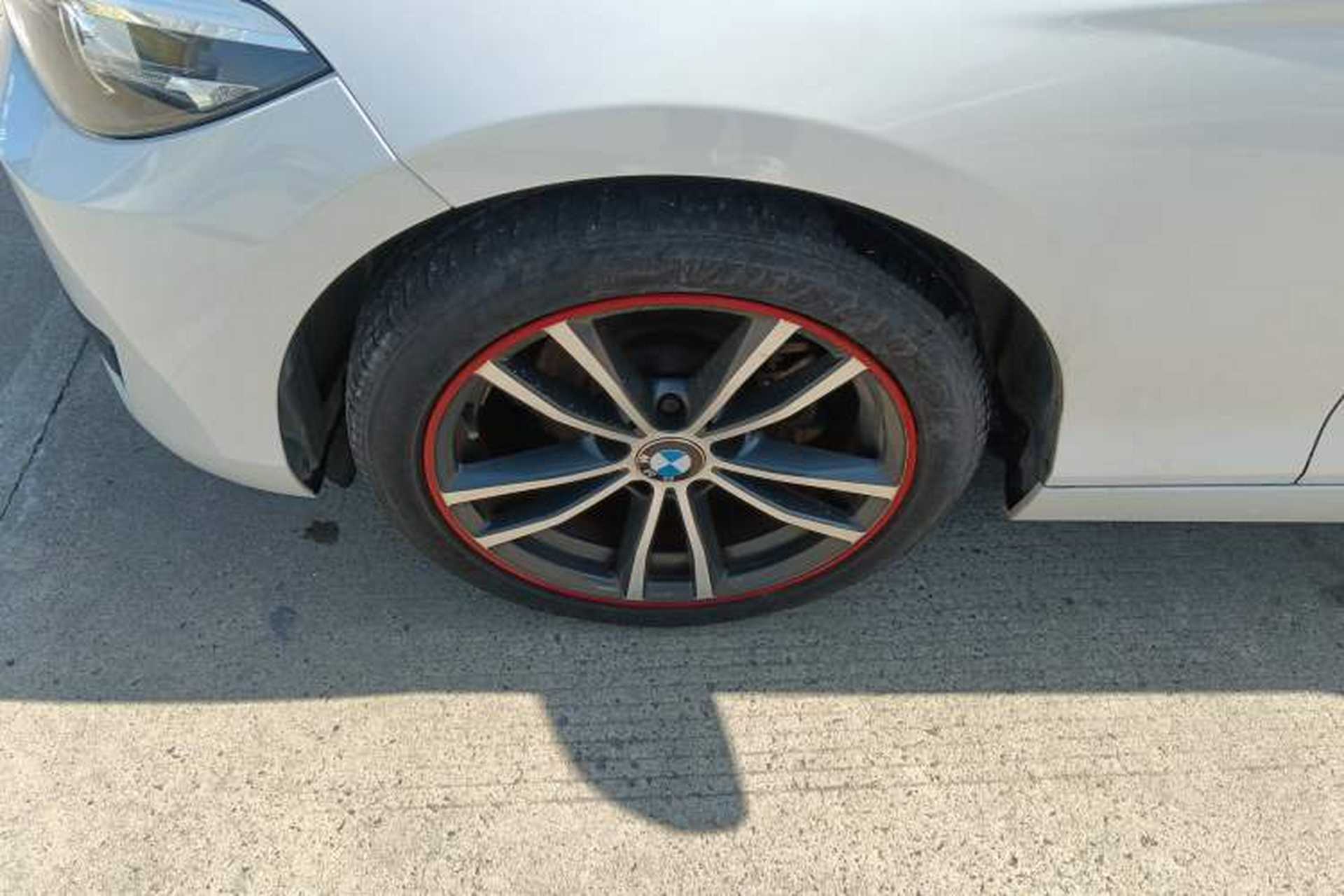 Used BMW 2 Series 2018 220i Sport Design Package Exterior 4