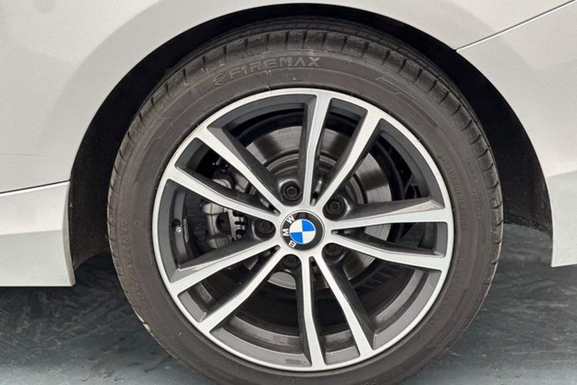 Used BMW 2 Series 2018 220i Sport Design Package Exterior 5