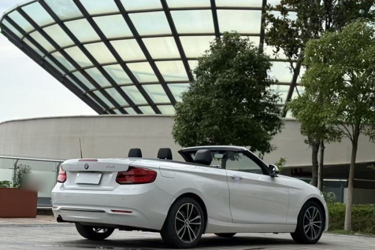 Used BMW 2 Series 2018 220i Convertible Coupe Sports Design Package Exterior 5
