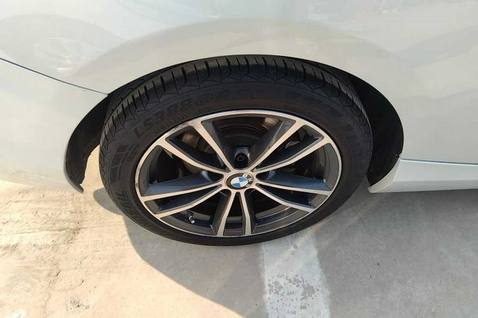 Used BMW 2 Series 2018 220i Convertible Coupe Sports Design Package Exterior 5