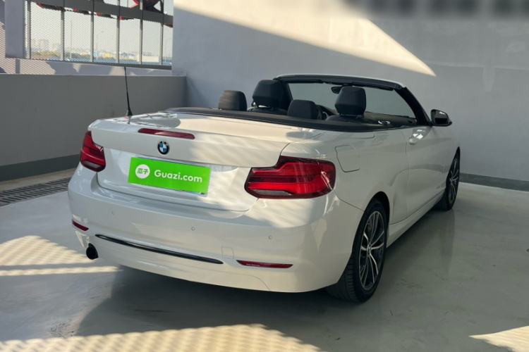 Used BMW 2 Series 2018 220i Convertible Coupe Sports Design Package Exterior 6