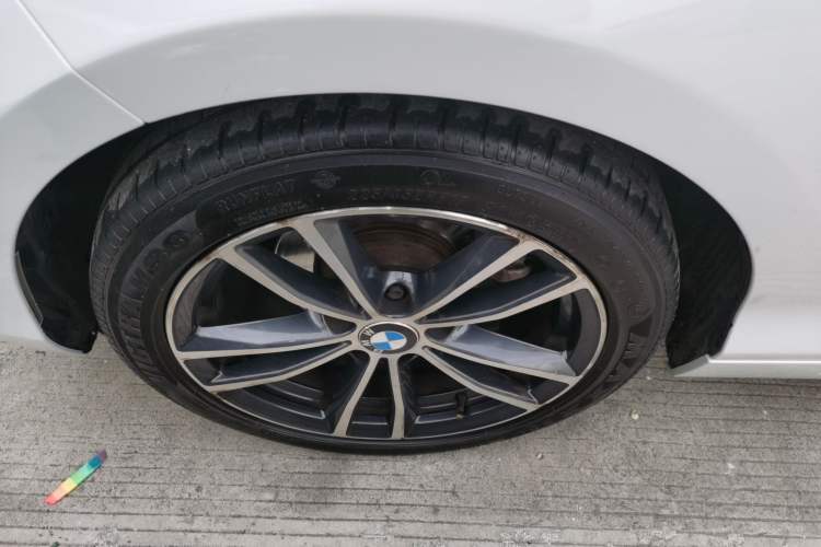Used BMW 2 Series 2018 220i Sport Design Package Exterior 7