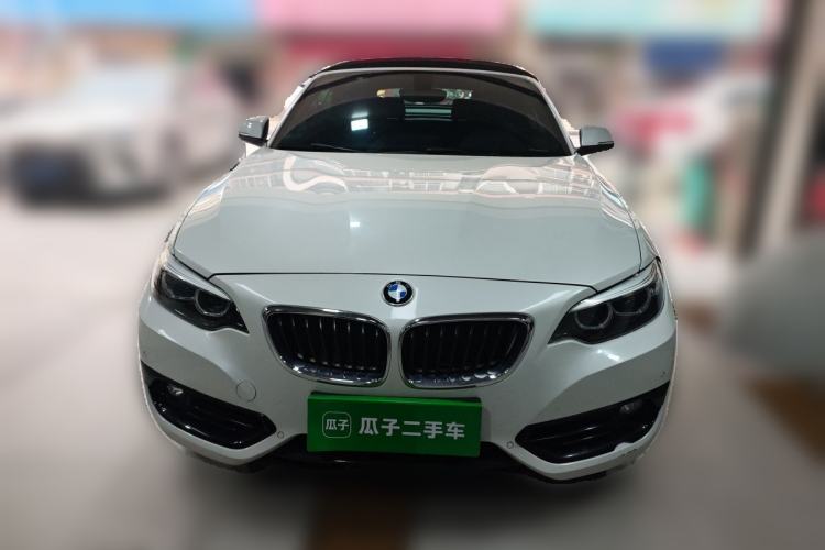 Used BMW 2 Series 2018 220i Convertible Coupe Sports Design Package Front