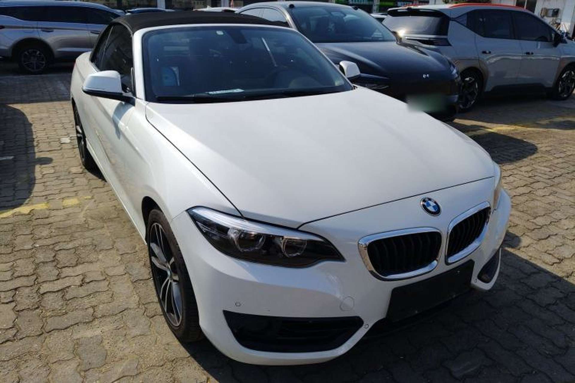 Used BMW 2 Series 2018 220i Convertible Coupe Sports Design Package Front Right 45 Deg