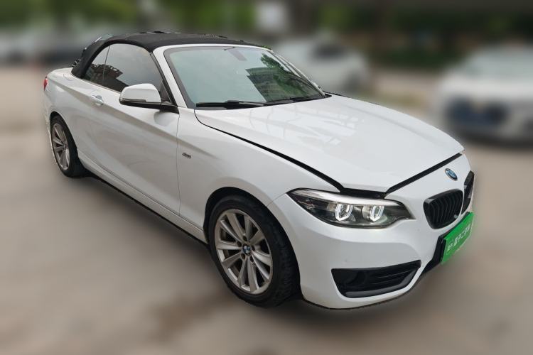 Used BMW 2 Series 2018 220i Convertible Coupe Sports Design Package Front Right 45 Deg