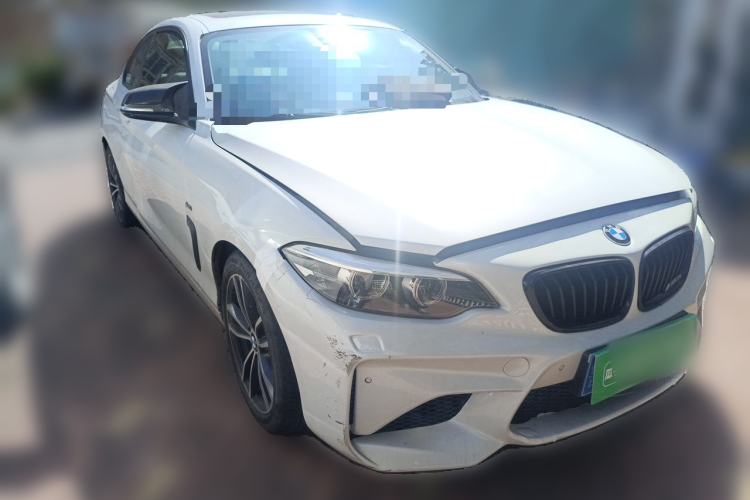 Used BMW 2 Series 2018 220i Sport Design Package Front Right 45 Deg