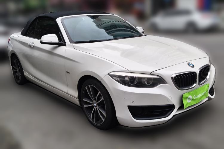 Used BMW 2 Series 2018 220i Convertible Coupe Sports Design Package Front Right 45 Deg
