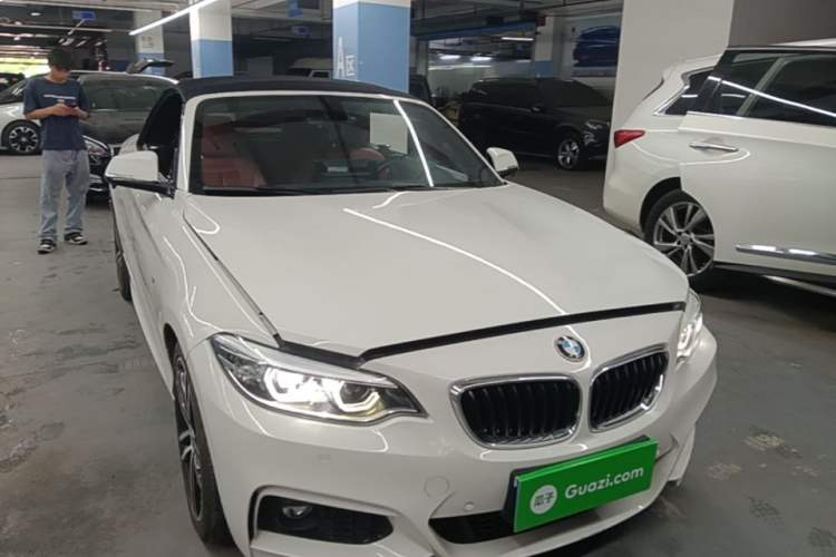 Used BMW 2 Series 2018 225i Convertible Coupe Luxury Model M Sport Package Front Right 45 Deg