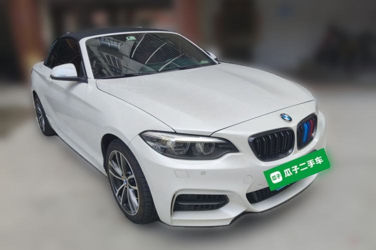 Used BMW 2 Series 2018 220i Convertible Coupe Sports Design Package Front Right 45 Deg
