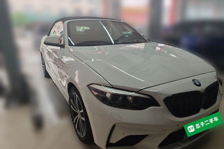 Used BMW 2 Series 2018 220i Convertible Coupe Sports Design Package Front Right 45 Deg