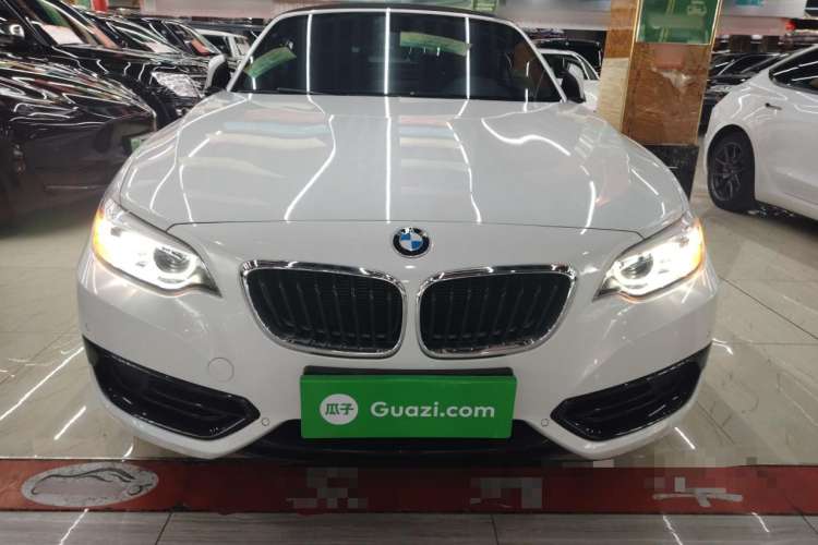 Used BMW 2 Series 2018 220i Convertible Coupe Sports Design Package Front