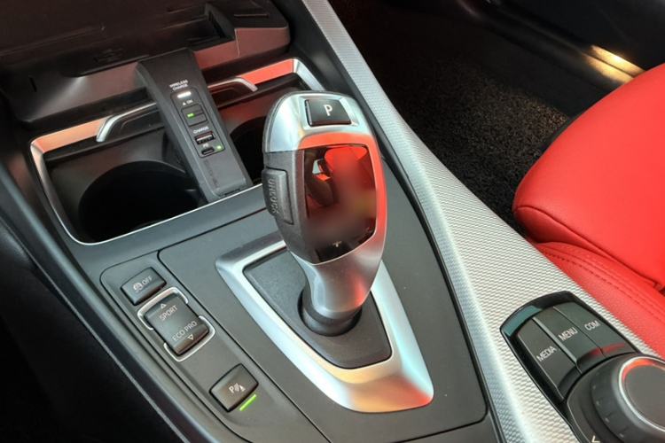 Used BMW 2 Series 2018 225i Convertible Coupe M Sport Edition Gear Lever