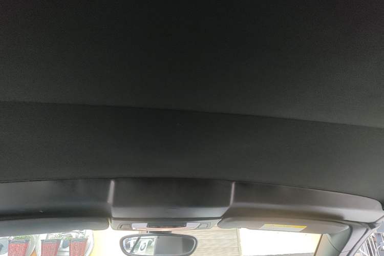 Used BMW 2 Series 2018 220i Convertible Coupe Sports Design Package Headliner