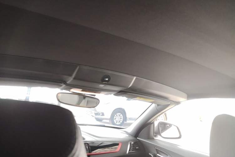 Used BMW 2 Series 2018 220i Convertible Coupe Sports Design Package Headliner