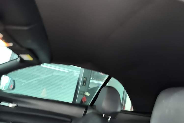 Used BMW 2 Series 2018 220i Convertible Coupe Sports Design Package Headliner