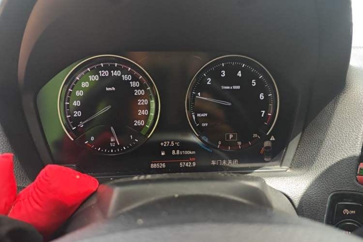 Used BMW 2 Series 2018 220i Convertible Coupe Sports Design Package Instrument Cluster