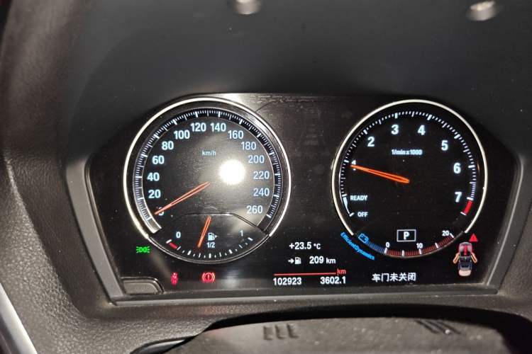 Used BMW 2 Series 2018 220i Convertible Coupe Sports Design Package Instrument Cluster