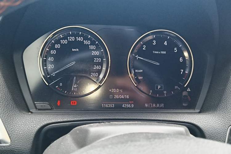 Used BMW 2 Series 2018 220i Convertible Coupe Sports Design Package Instrument Cluster