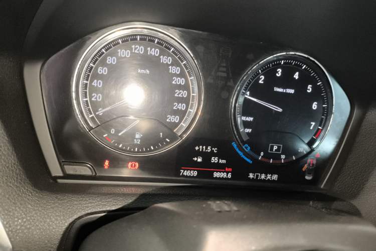 Used BMW 2 Series 2018 220i Convertible Coupe Sports Design Package Instrument Cluster