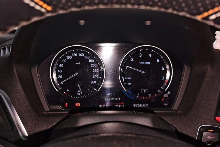 Used BMW 2 Series 2018 220i Convertible Coupe Sports Design Package Instrument Cluster