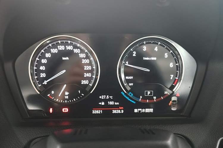 Used BMW 2 Series 2018 220i Convertible Coupe Sports Design Package Instrument Cluster