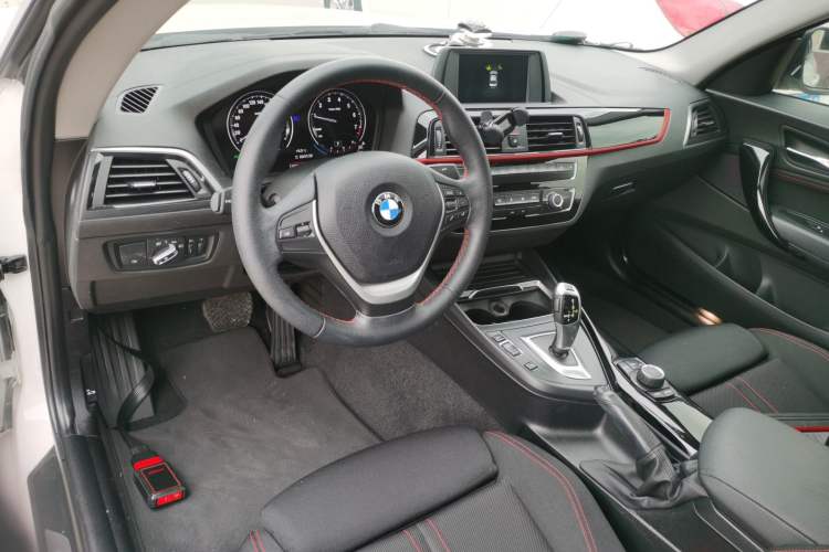 Used BMW 2 Series 2018 220i Sport Design Package Interior 2