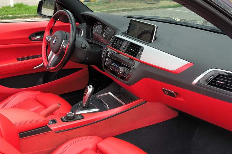 Used BMW 2 Series 2018 225i Convertible Coupe M Sport Edition Interior 2