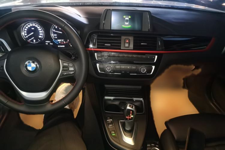 Used BMW 2 Series 2018 220i Convertible Coupe Sports Design Package Interior 2
