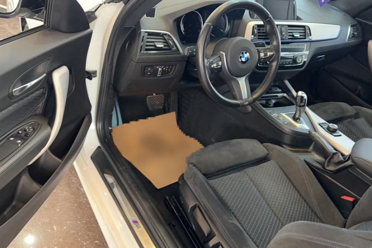 Used BMW 2 Series 2018 225i M Sport Interior 3