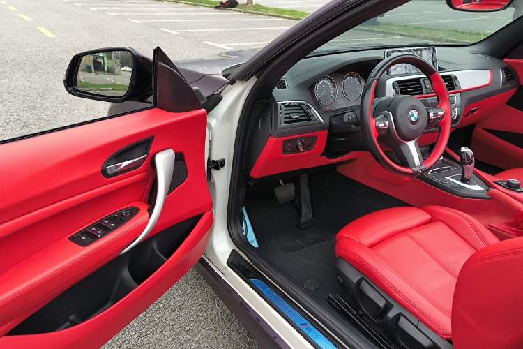 Used BMW 2 Series 2018 225i Convertible Coupe M Sport Edition Interior 5