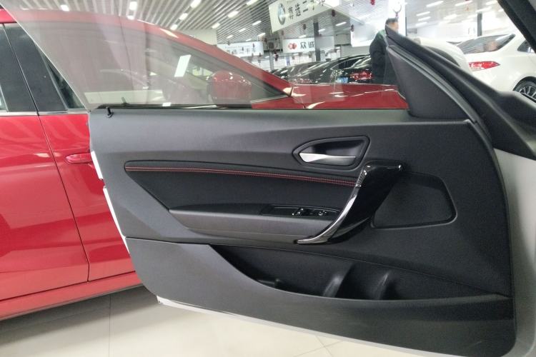 Used BMW 2 Series 2018 220i Sport Design Package Interior 6