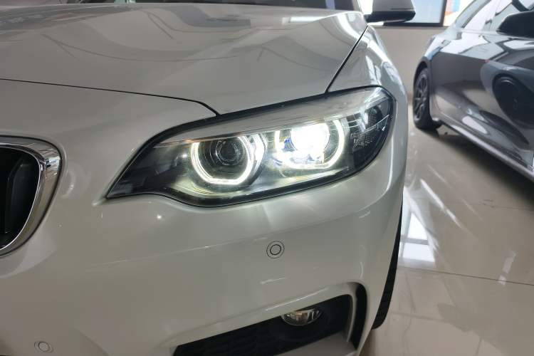 Used BMW 2 Series 2018 225i M Sport Left Front Headlight