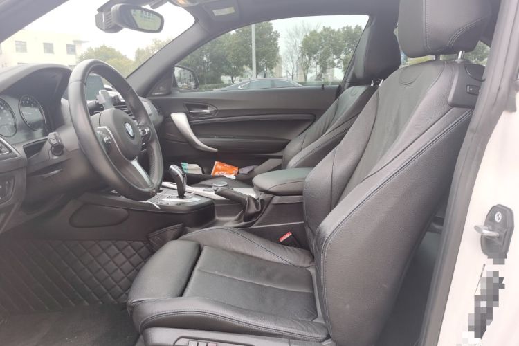 Used BMW 2 Series 2018 225i Luxury Model with M Sport Package Left Front Seat
