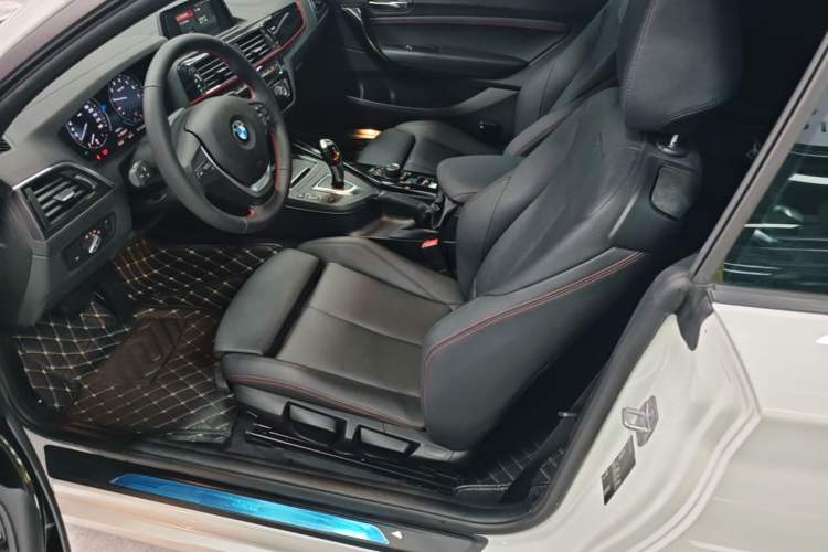 Used BMW 2 Series 2018 220i Convertible Coupe Sports Design Package Left Front Seat