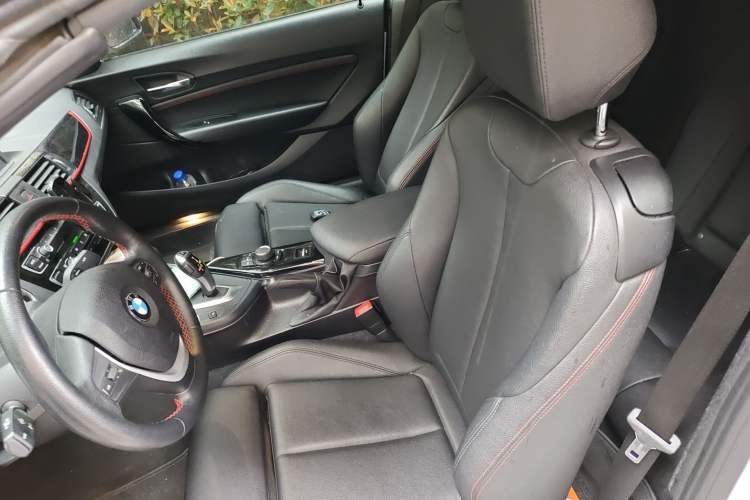 Used BMW 2 Series 2018 220i Convertible Coupe Sports Design Package Left Front Seat