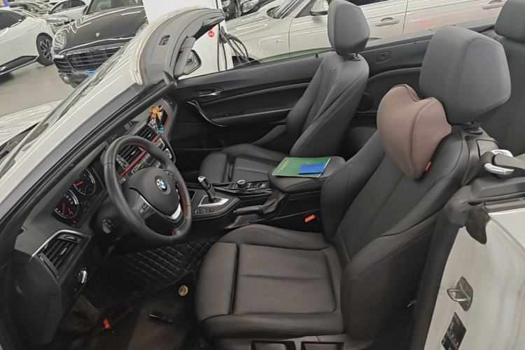 Used BMW 2 Series 2018 220i Convertible Coupe Sports Design Package Left Front Seat