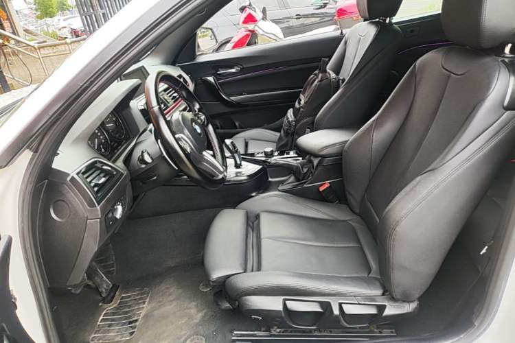 Used BMW 2 Series 2018 220i Convertible Coupe Sports Design Package Left Front Seat
