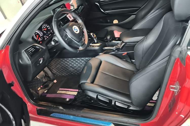 Used BMW 2 Series 2018 220i Convertible Coupe Sports Design Package Left Front Seat