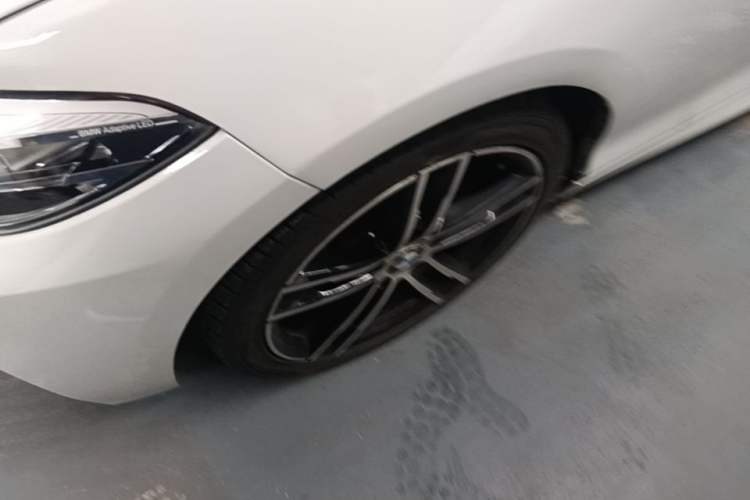 Used BMW 2 Series 2018 225i Convertible Coupe Luxury Model M Sport Package Left Front Wheel Hub