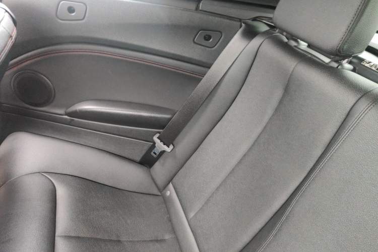 Used BMW 2 Series 2018 220i Convertible Coupe Sports Design Package Left Rear Seat